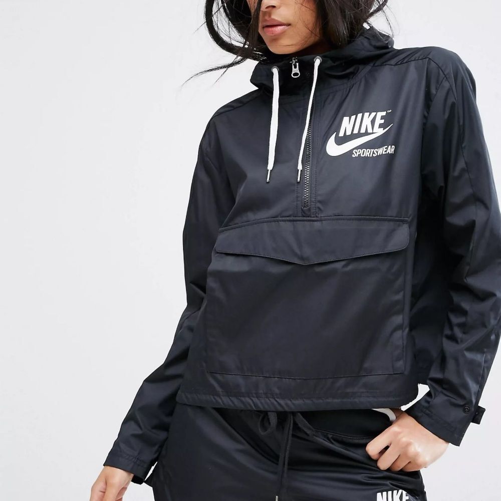 Nike Women's Archive Sportswear Black Jacket Spell Out Retro Sz Small - Picture 1 of 13